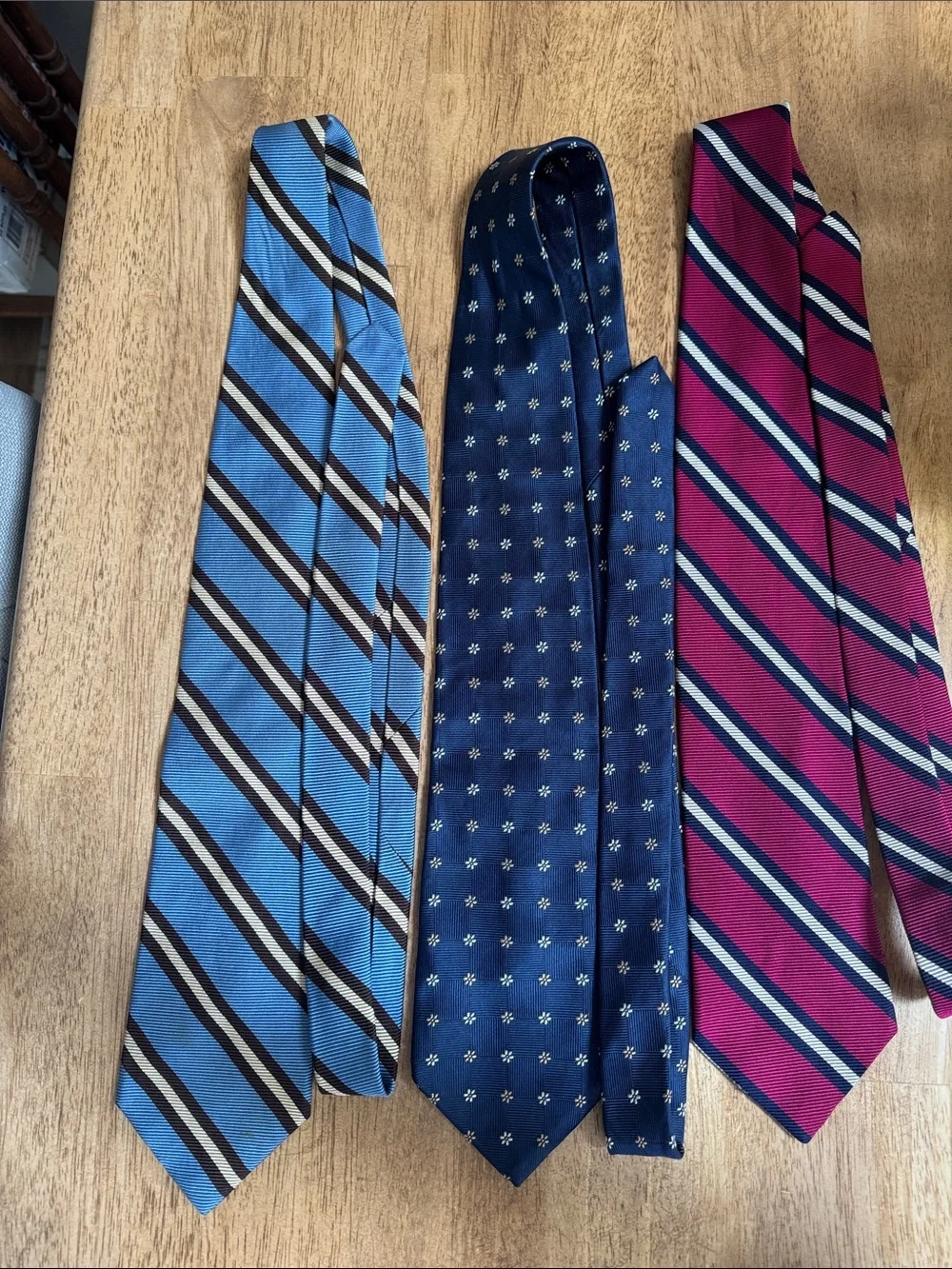 Brooks Brothers Classic Men's Blue Striped and Patterned Tie Set of 3 - Picture 6 of 6